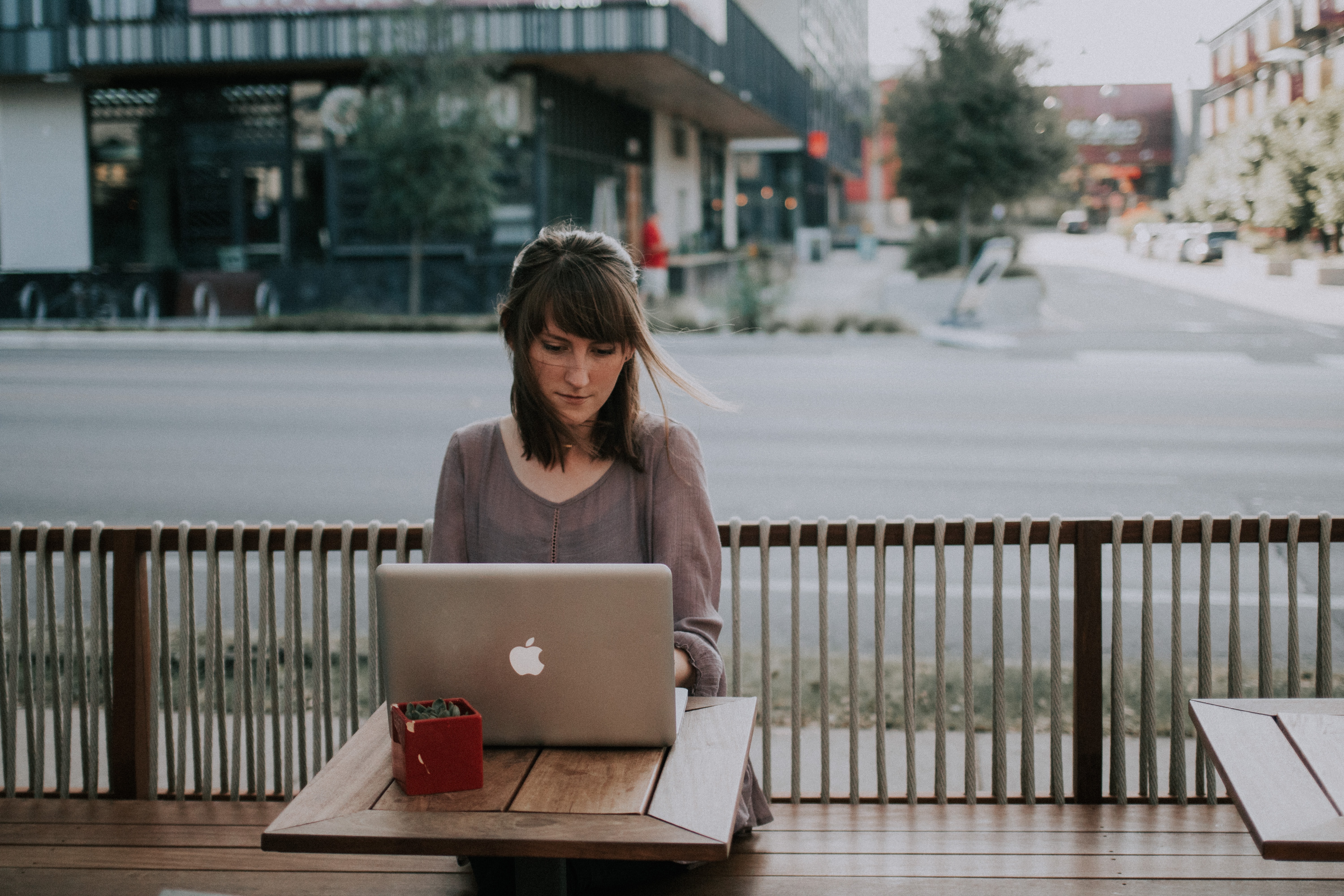 christin-hume-slbqShqAhEo-unsplash christin-hume-slbqShqAhEo-unsplash